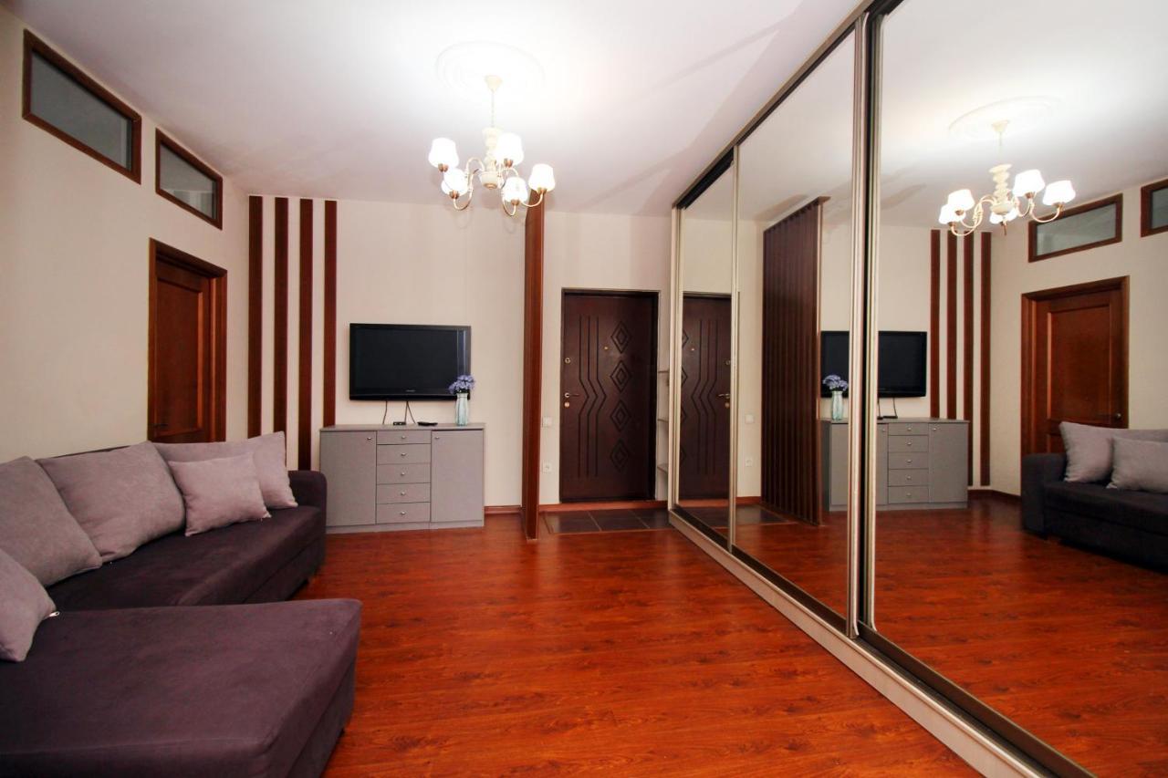 Apartment 3-комнатная рядом ботаничесикй сад, атакент